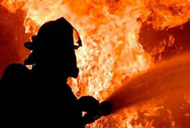 https://www.dhakaprotidin.com/wp-content/uploads/2021/01/Fire-Dhaka-Protidin-ঢাকা-প্রতিদিন.jpg